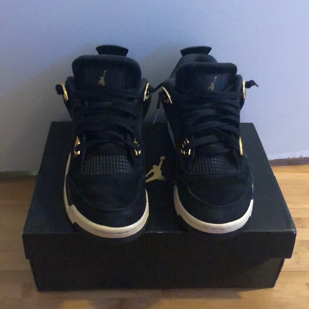 Air Jordan 4 Retro